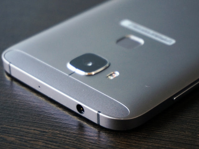 VIDEO - Huawei G8 - Ieftin și cu valențe premium