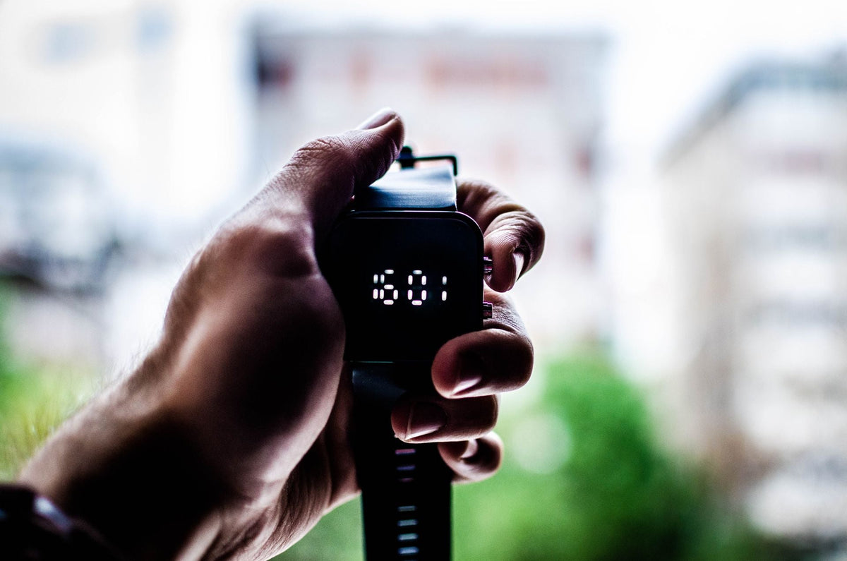 Cum trimiți bani din altă țară în 30 de minute (P)