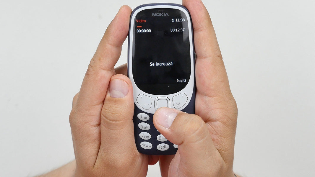 UNBOXING & REVIEW - Nokia 3310 - Merge și YouTube pe el!