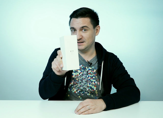 VIDEO - Huawei P8 Lite - Un Dual-SIM deștept și arătos