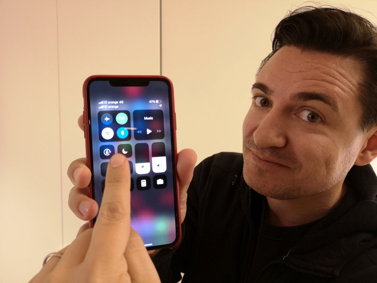 iPhone Dual-SIM? DA, cu eSIM!