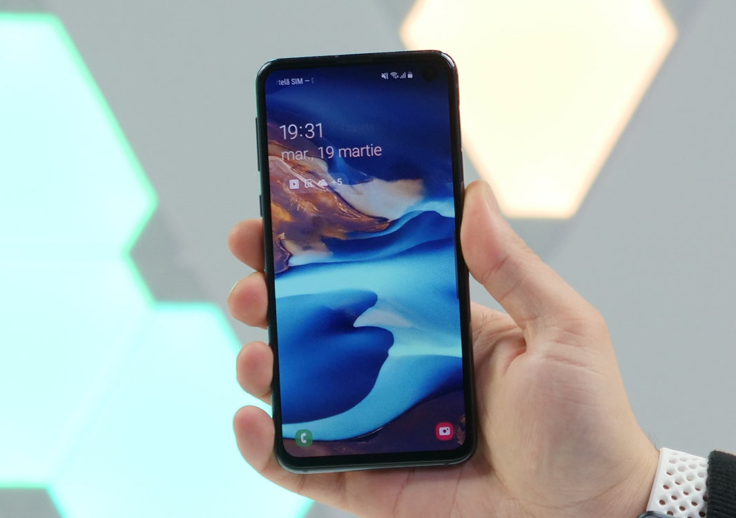 GALAXY S10e - CEL MAI RAPID TELEFON MIC