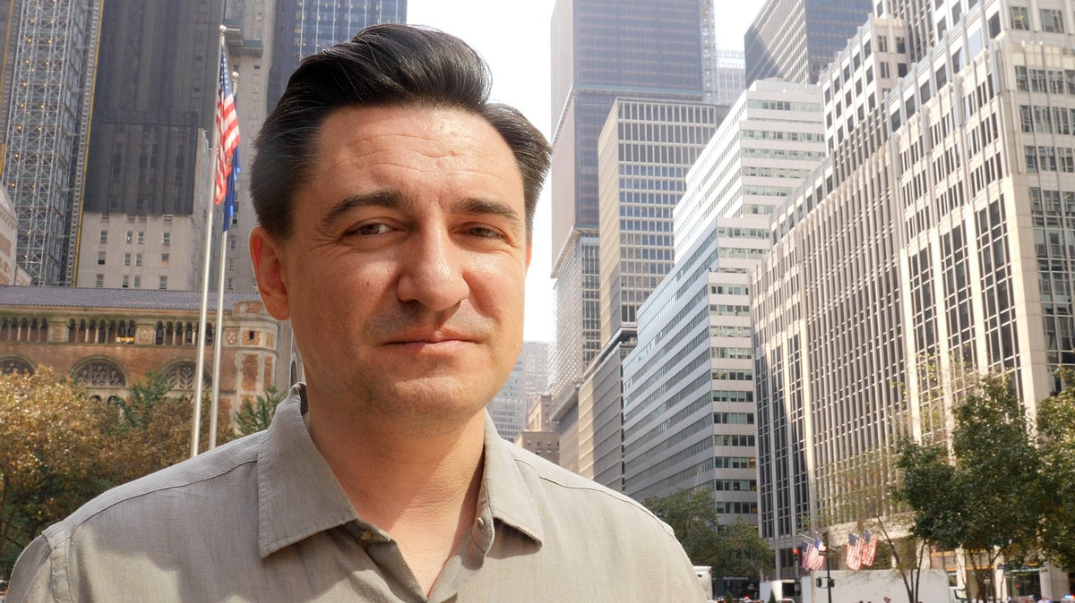 AM FOST LA NEW YORK, ȘI NU MIROASE BINE..