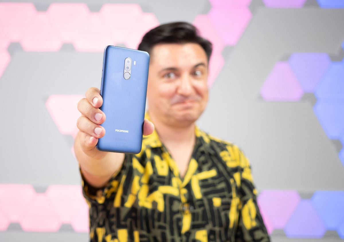 POCOPHONE F1 - ÎN SFÂRȘIT UN REVIEW!!
