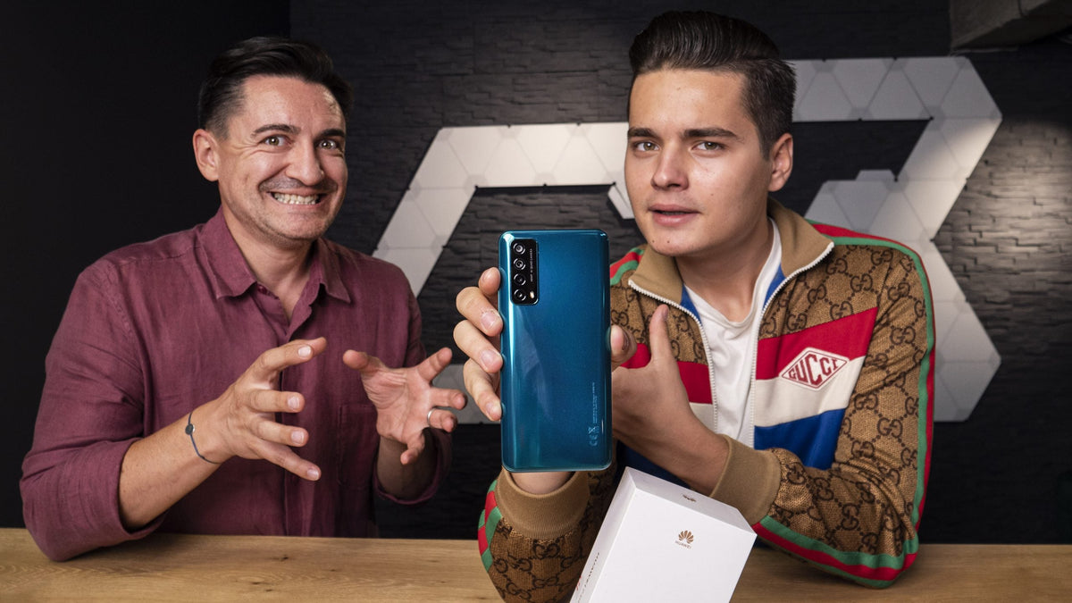 Unboxing cu Selly - Huawei P Smart 2021