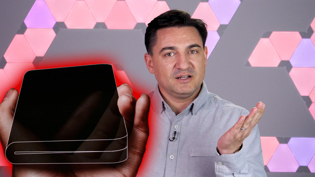 Telefonul cu ecran flexibil - Samsung Infinity Display!