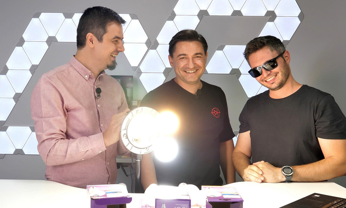 Am găsit becuri inteligente [UNBOXING & REVIEW]℗