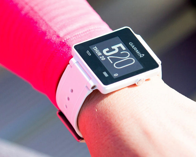 VIDEO 4K - Garmin VivoActive - GPS direct pe Smartwatch? Nice!