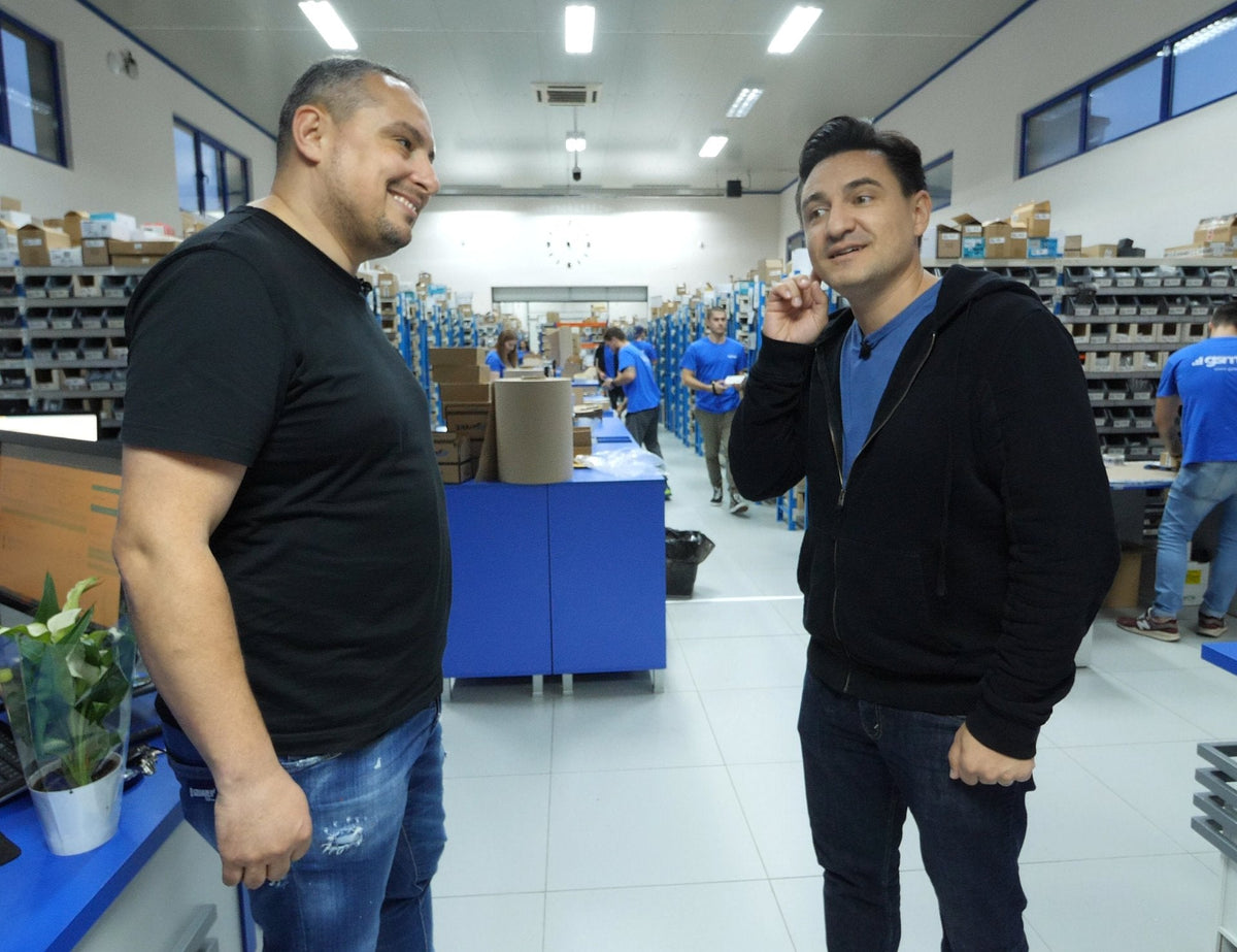 DE AICI VIN HUSELE TALE - În vizită la GSMNET