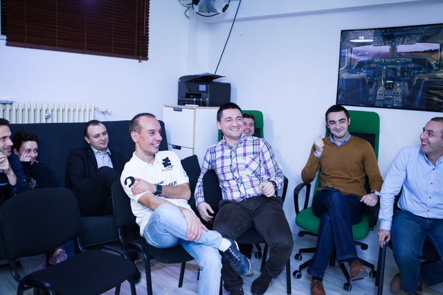 O seară între prieteni și... două vedete (P)