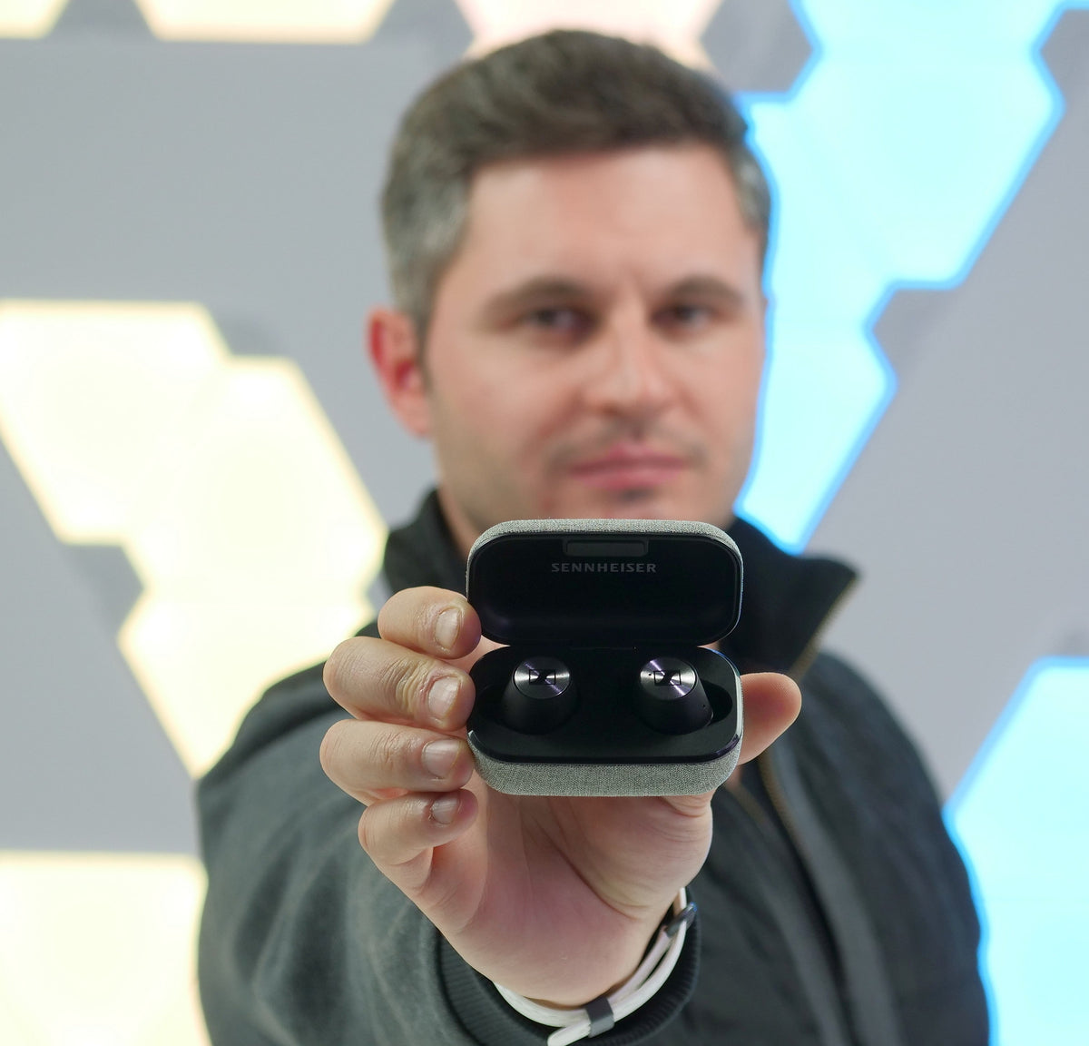 MOMENTUM TRUE WIRELESS - CRED CĂ LE-AM GĂSIT!