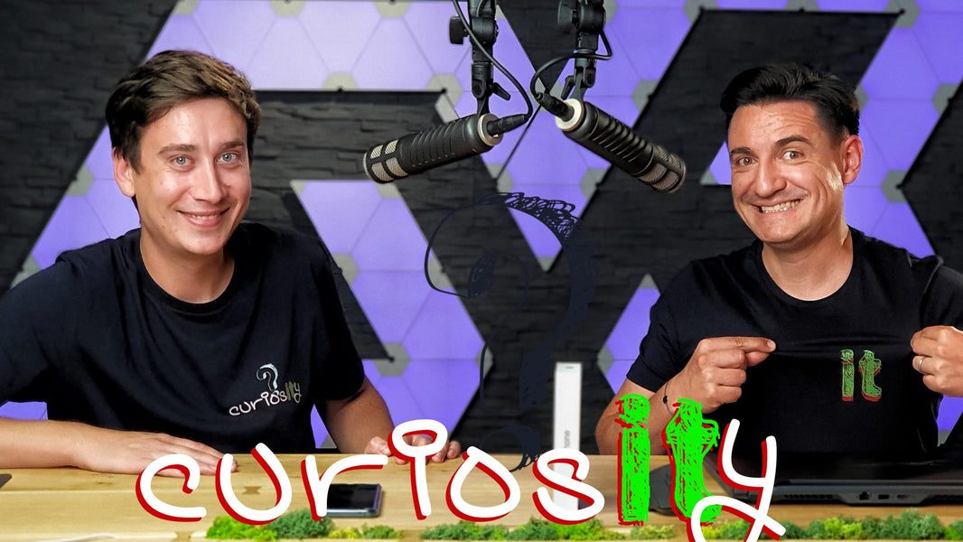 CuriosITy 48 - Clipul cu iPhone 12 Mini, PS5, Noul BMW Seria 7, Crypto e în pom!