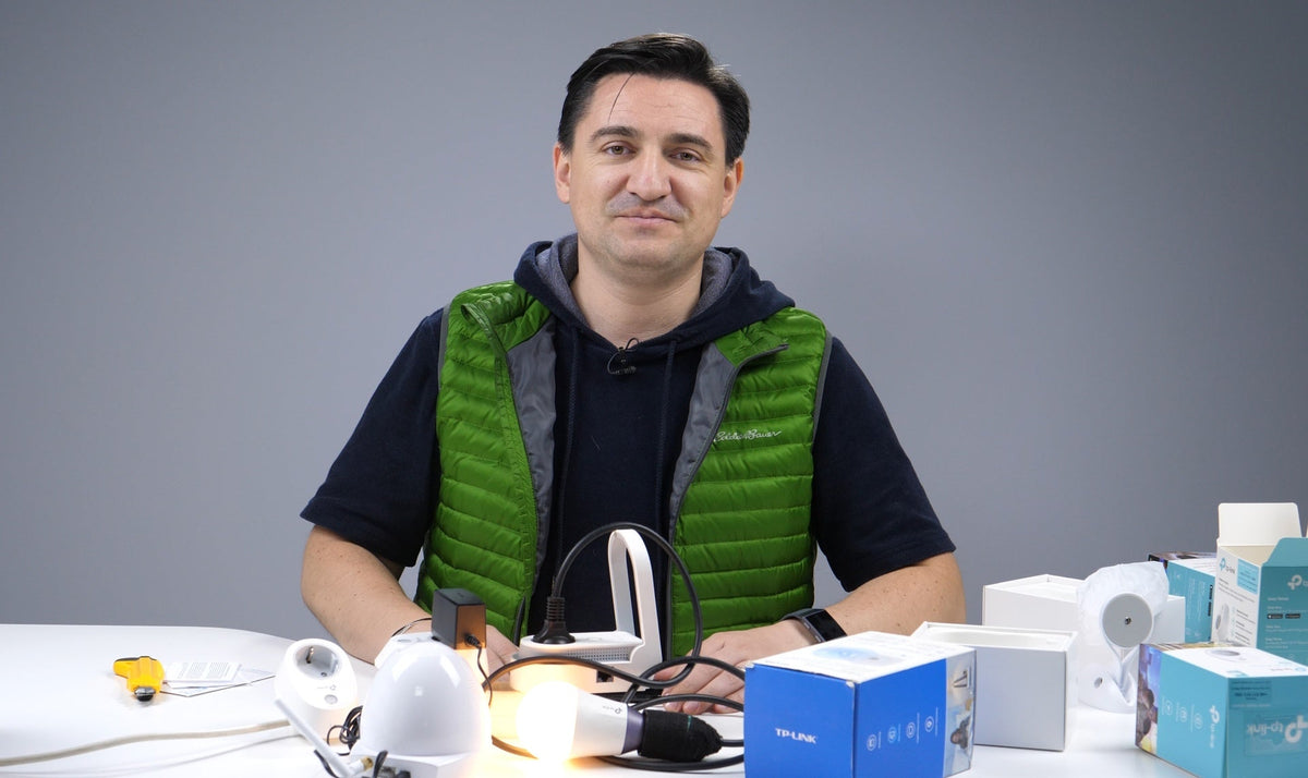 UNBOXING & REVIEW - Un Smart Home care funcționează