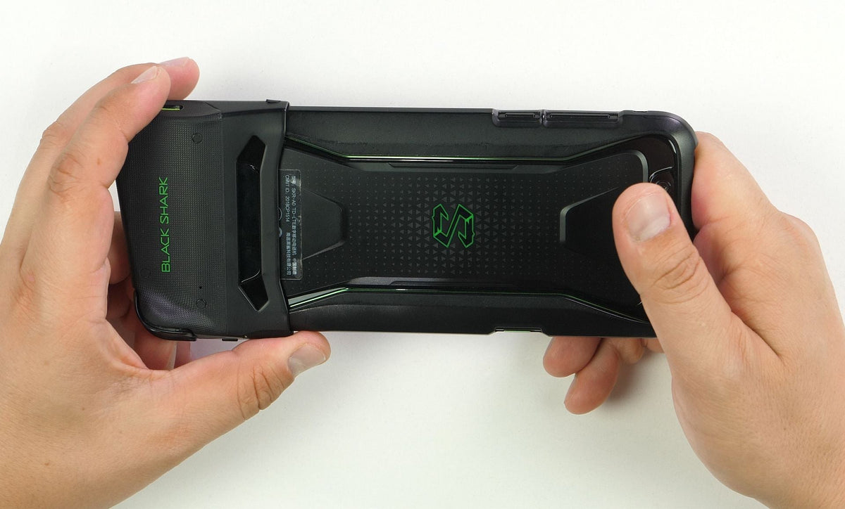 Xiaomi Black Shark - Acel smartphone pentru gaming [UNBOXING & REVIEW]