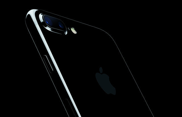 iPhone 7 lansat la Vodafone. Prețuri și abonamente (P)