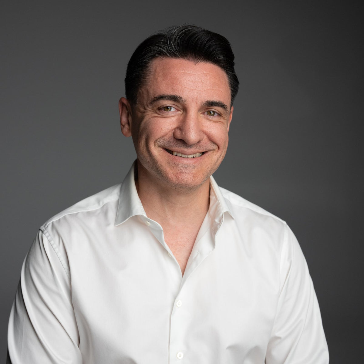 George Buhnici, sustine