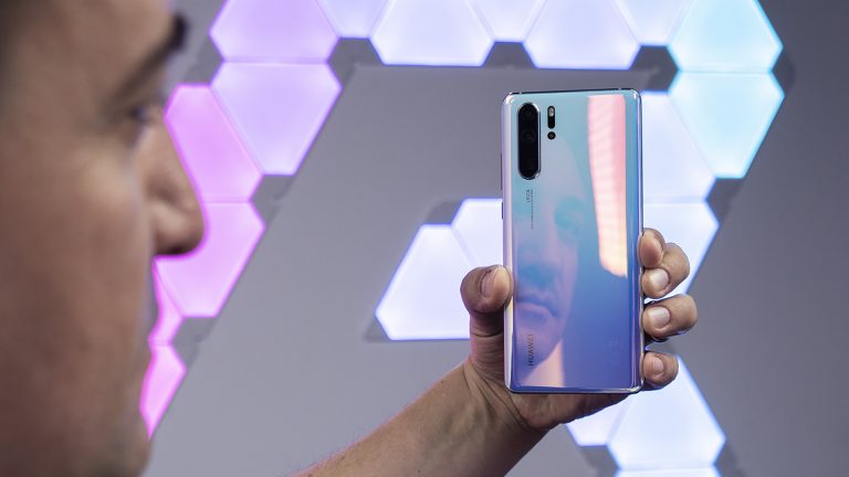 HUAWEI P30 PRO – LOW LIGHT MONSTER! [REVIEW]